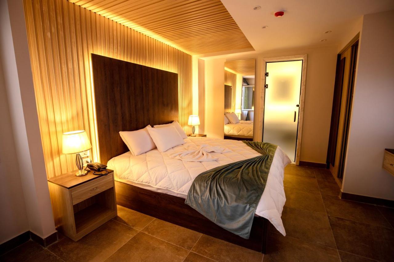 Blue Pyramids Eyes Hotel Al Kawm al Akhdar Exterior photo